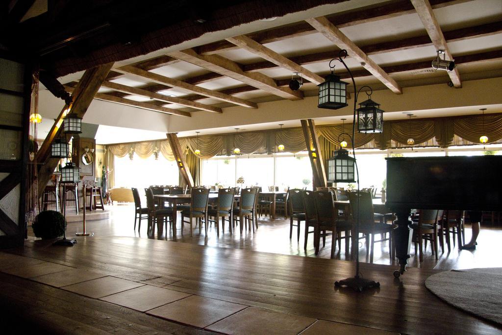 Hotel Niedzwiadek วซืดเซ กิสแซฟสแก ภายนอก รูปภาพ